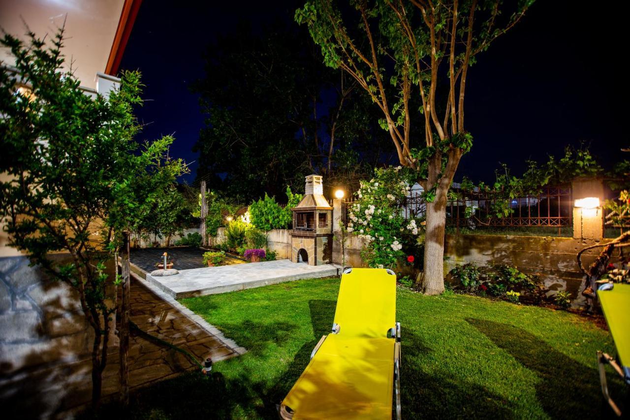 Kaliva House Villa เนอาวรัสนา ภายนอก รูปภาพ
