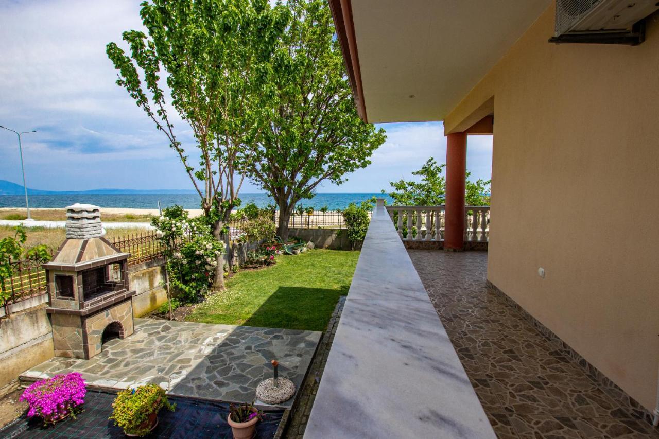 Kaliva House Villa เนอาวรัสนา ภายนอก รูปภาพ